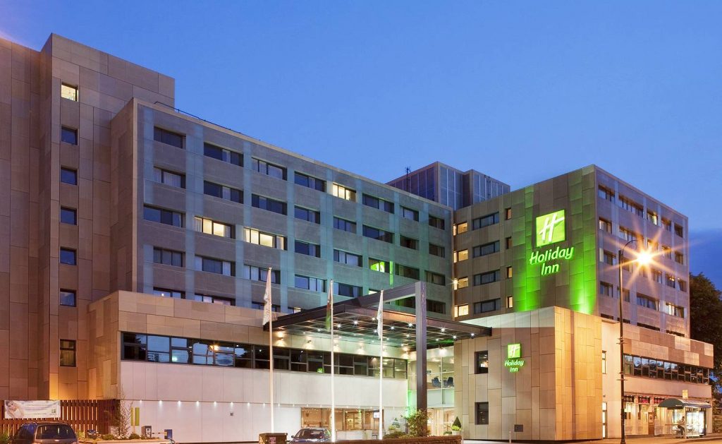 Holiday Inn Cardiff City, Cardiff : -27% during the day 